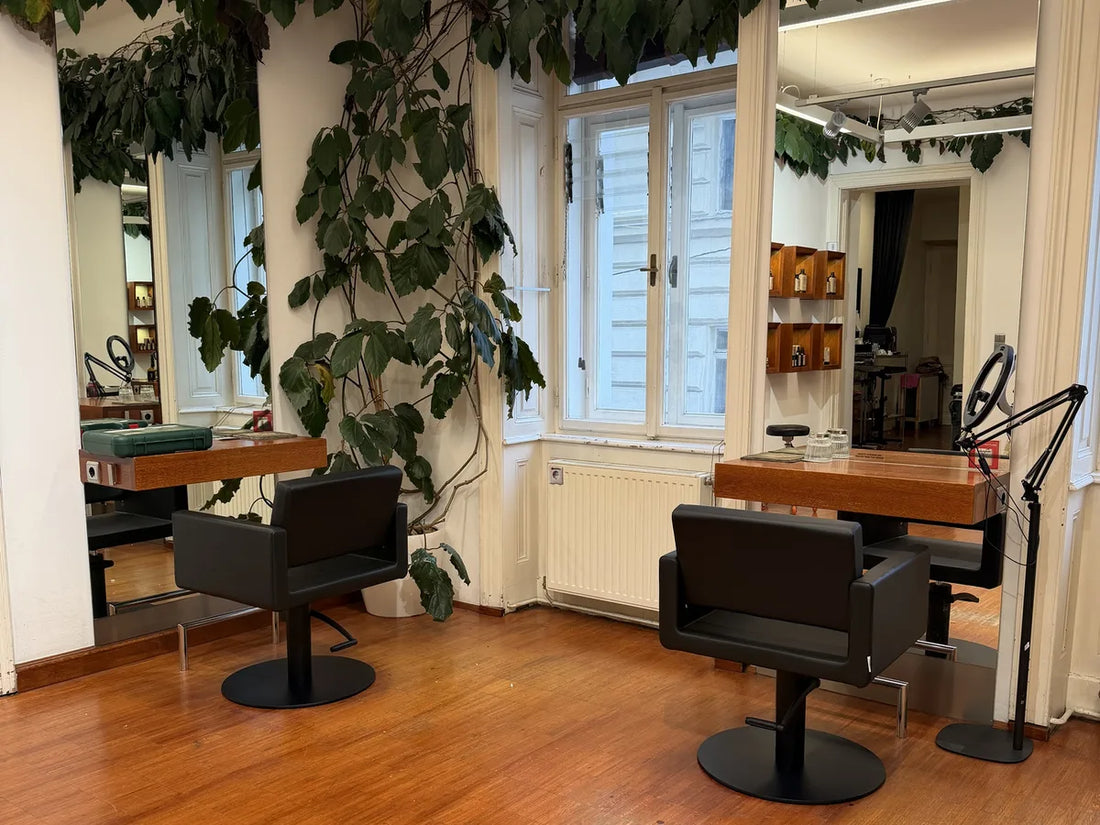 Möbelmontage in Wien: neue Einrichtung für einen Friseursalon in 1060
