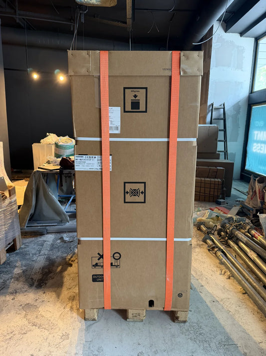 400 kg über die Treppe: HVAC-Verbringung in die Technikzentrale